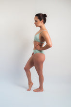 Cargar imagen en el visor de la galería, High Waisted - Bikini Verde