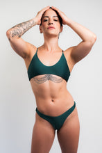 Cargar imagen en el visor de la galería, Low Waisted - Two Piece Green Bikini with Pads
