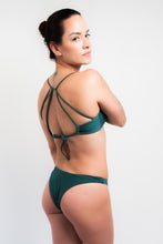 Cargar imagen en el visor de la galería, Low Waisted - Two Piece Green Bikini with Pads