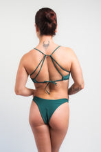 Cargar imagen en el visor de la galería, Low Waisted - Two Piece Green Bikini with Pads
