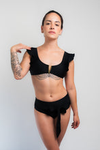 Cargar imagen en el visor de la galería, High Waisted - Black Bikini V top