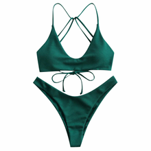 Cargar imagen en el visor de la galería, Low Waisted - Two Piece Green Bikini with Pads